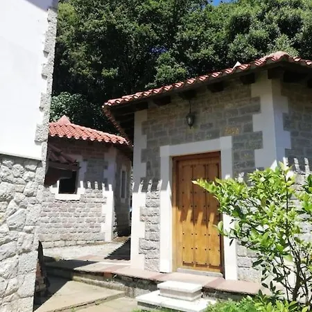 Vakantiehuis Casa Con Amplio Jardin En Pechón