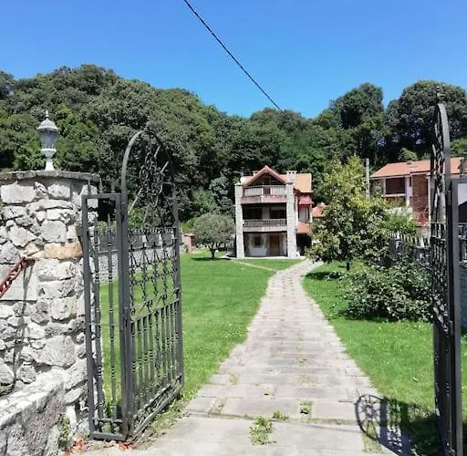 Casa Con Amplio Jardin En